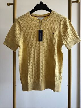 Tommy Hilfiger Women's Butter Yellow Cable-Knit Short Sleeve Crewneck Sweater